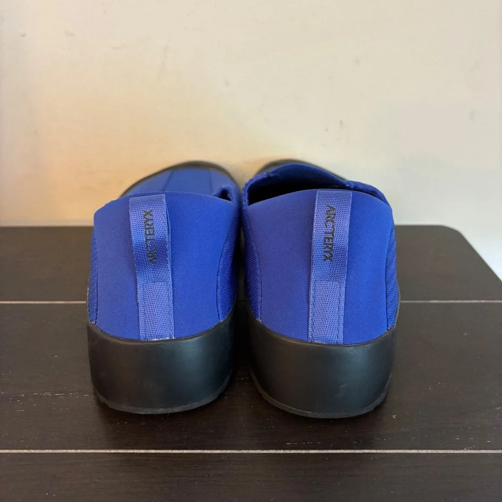 Arc'teryx | Kragg Shoe | Blue Black | Vibram Megagrip Slip On Mens 7.5